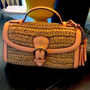 Coach kleo leather crossbody bag